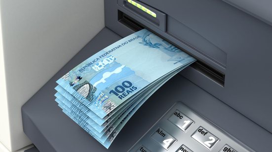 BPC é pago pelo INSS a idosos e pessoas com deficiência de baixa renda, sem necessidade de contribuição - Adobe Stock