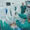 A cirurgia robótica já acontece no Brasil desde 2008 e foi realizada no Amazonas pela primeira vez este ano, no dia 31 de maio, em Manaus - Divulgação/Samel