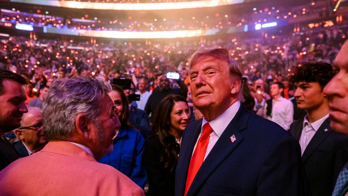 Celebração ocorreu poucas horas após Trump anunciar acordo de paz com o Irã - Daniel Torok/Casa Branca
