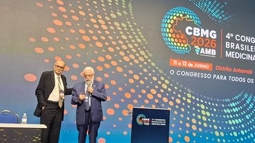 O presidente da Associação Médica Brasileira (AMB), Carlos Fernandes e o oncologista Drauzio Varella discutiram o cenário da medicina no Brasil durante o 4º Congresso Brasileiro de Medicina Geral - Emanuele Almeida/VIVA
