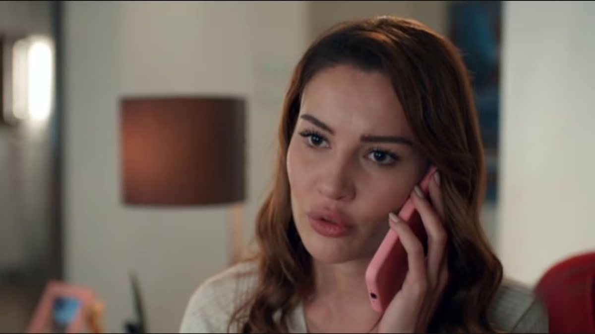 Ece Irtem interpretava Hande na novela exibida pela Record - Reprodução/Record