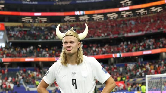 Erling Haaland é o segundo maior artilheiro desta Copa, atrás apenas de Messi - Reprodução / FIFA