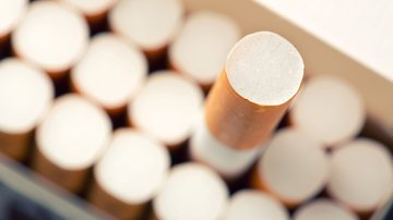 Fiscalização começou pelo setor de tabaco, onde os débitos ultrapassam R$ 25 bilhões - Envato