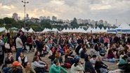 A Feira do Livro reúne público de todas as idades na Praça Charles Miller, no Pacaembu, em São Paulo - Divulgação/Camila Almeida/Terebi