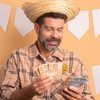 O fluxo turístico injeta capital em diversos setores de uma só vez - Adobe Stock