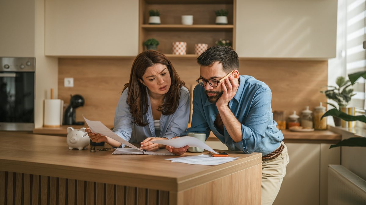 Fazer o mapeamento de suas finanças é o primeiro passo para identificar as despesas 'invisíveis' - Adobe Stock