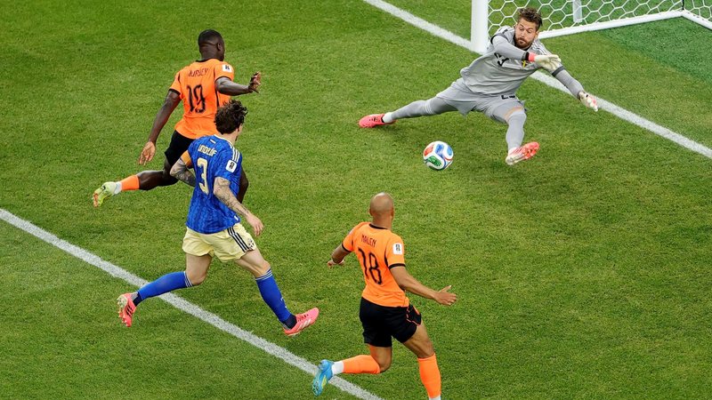 Holandeses chegaram aos quatro pontos e assumiram a liderança da chave - Fifa/Divulgação