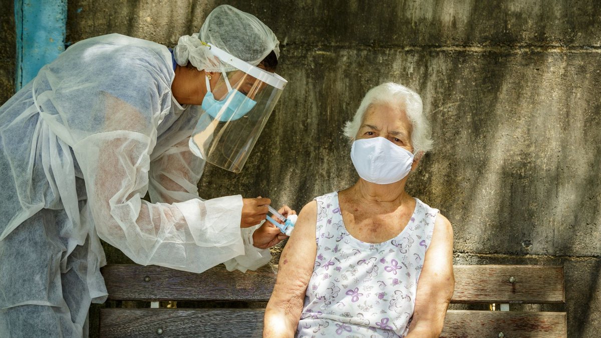 "Anatomia do Caos" busca apresentar uma visão detalhada dos acontecimentos que cercaram a pandemia no País - Adobe Stock