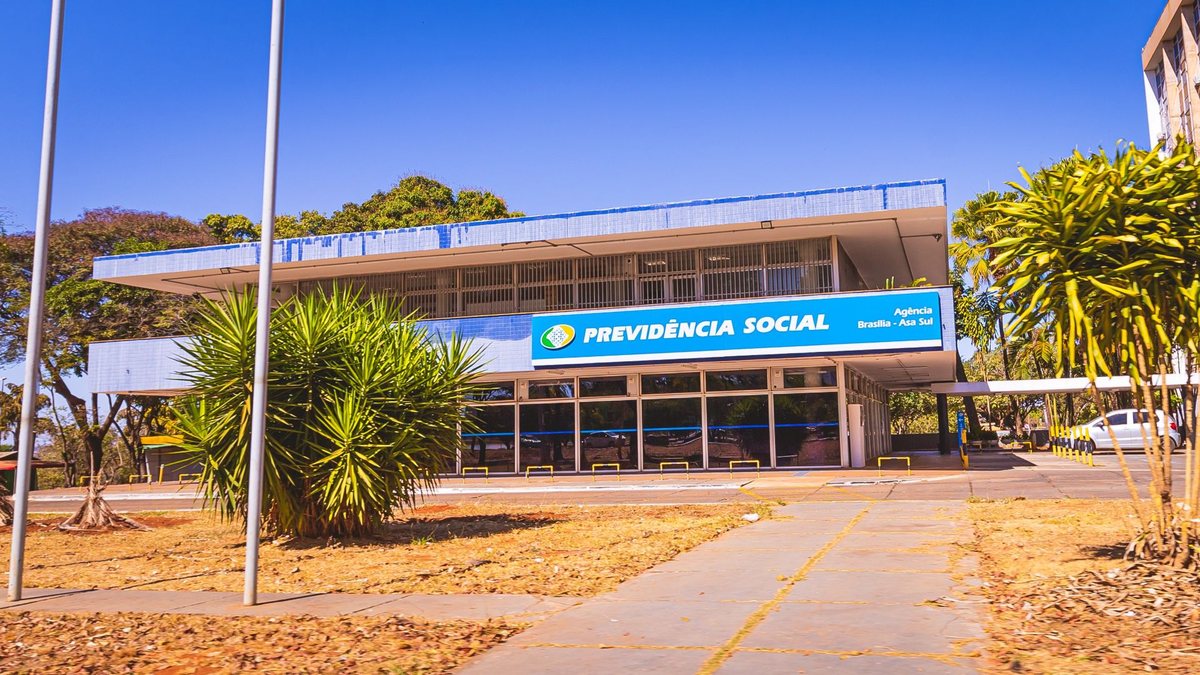 INSS registra uma média de 700 mil concessões mensais - Adobe Stock