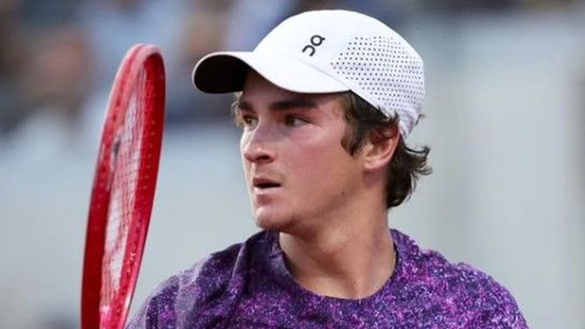 João Fonseca inicia sua campanha no ATP 500 de Halle, torneio que marca sua estreia na temporada de grama em 2026 - Reprodução/Instagram