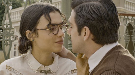Manoel beija Ana Maria em A Nobreza do Amor - Divulgação/Globo