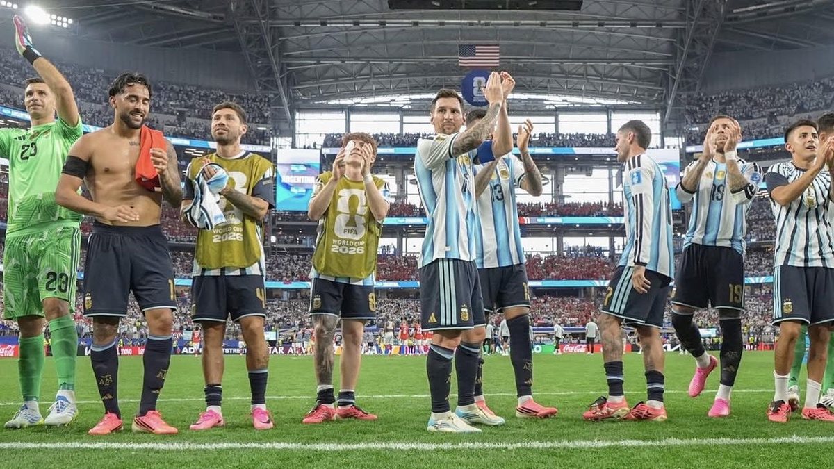 Messi agradece ao torcedor argentino após nova vitória na Copa do Mundo - Instagram / Messi