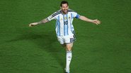 O atacante argentino Lionel Messi comemora gol na vitória por 3 a 0 contra a Argélia - Fifa/Divulgação