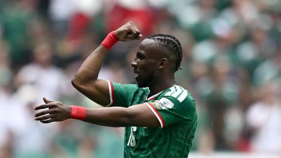 México e Equador jogam hoje na segunda fase da Copa do Mundo 2026; na foto, Julián Quiñones, da seleção mexicana - Reprodução / FIFA