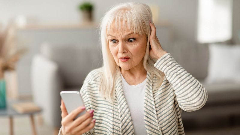 O volume de pessoas 60+ que permanecem na força de trabalho vem crescendo - Adobe Stock