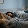 A falta de luz natural, o confinamento em locais fechados e a piora de alergias podem prejudicar o sono - Adobe Stock