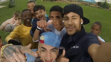 Relembre as músicas mais icônicas que já embalaram a Copa do Mundo\u003B ouça