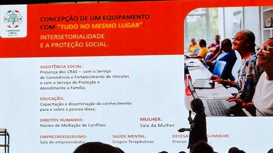 O painel destacou iniciativas voltadas para a integração social e a saúde pública - Paula Bulka Durães/VIVA