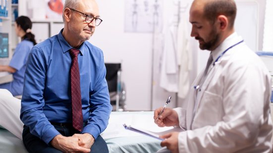 Prostatite não representa uma situação clínica única, mas "um conjunto de síndromes inflamatórias e dolorosas", explica médico - Freepik