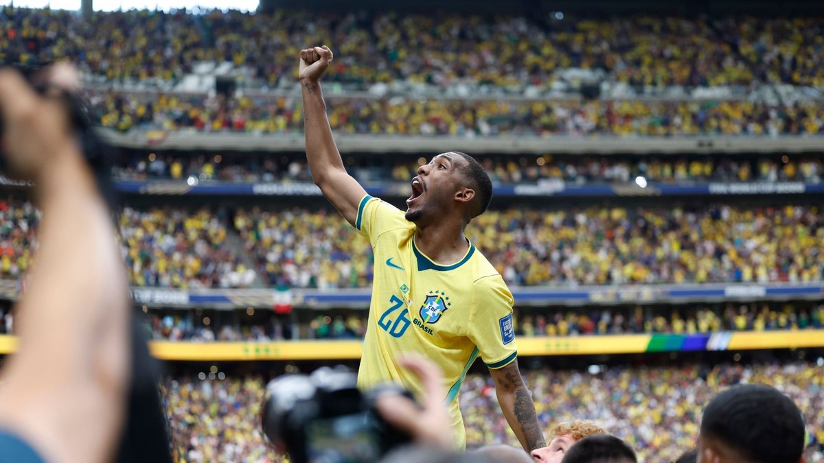 Brasil e Noruega entram em campo às 17 horas - CBF