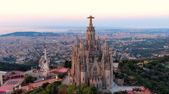 Papa vai inaugurar a torre central da Sagrada Família, obra\u002Dprima de Gaudí