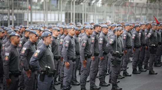 Além da autorização para 4 mil vagas de aluno-soldado, a PM está com inscrições abertas para mais 2 concursos - Divulgação / Governo SP