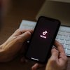 Para baixar áudio do TikTok, o caminho mais seguro e inteligente é optar por soluções que rodam diretamente no navegador da internet - Adobe Stock