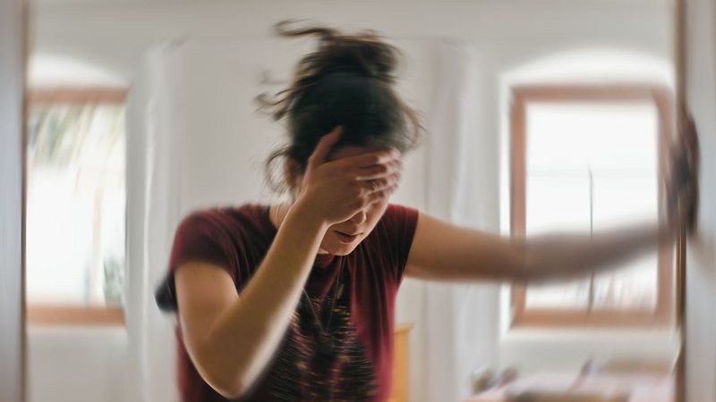 Cristais fora do lugar? Vertigem e tontura nem sempre são labirintite