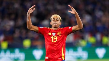 Lamine Yamal, o jovem craque da Espanha - Reprodução/Fifa.com
