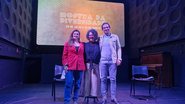 A jornalista Adriana Del Ré, do portal VIVA,a diretora Tata Amaral, de 'Através da Janela', e o curador da Mostra, Amilton Pinheiro - Divulgação/Mostra da Diversidade 60+