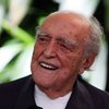O arquiteto Oscar Niemeyer, que morreu aos 104 anos, dizia que eram as relações humanas que o mantinham vivo - Estadão Conteúdo