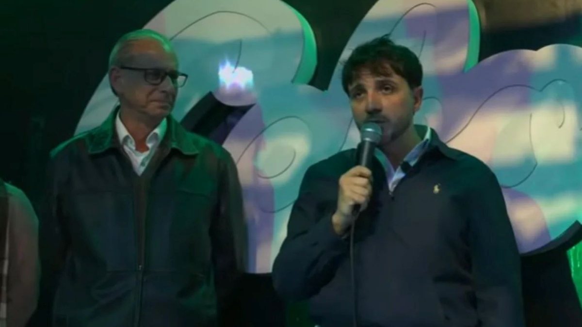 Renan Santos do Missão anuncia seu vice, Aroldo Medina, durante evento no Rio Grande do Sul - Reprodução/Youtube @Renan Santos