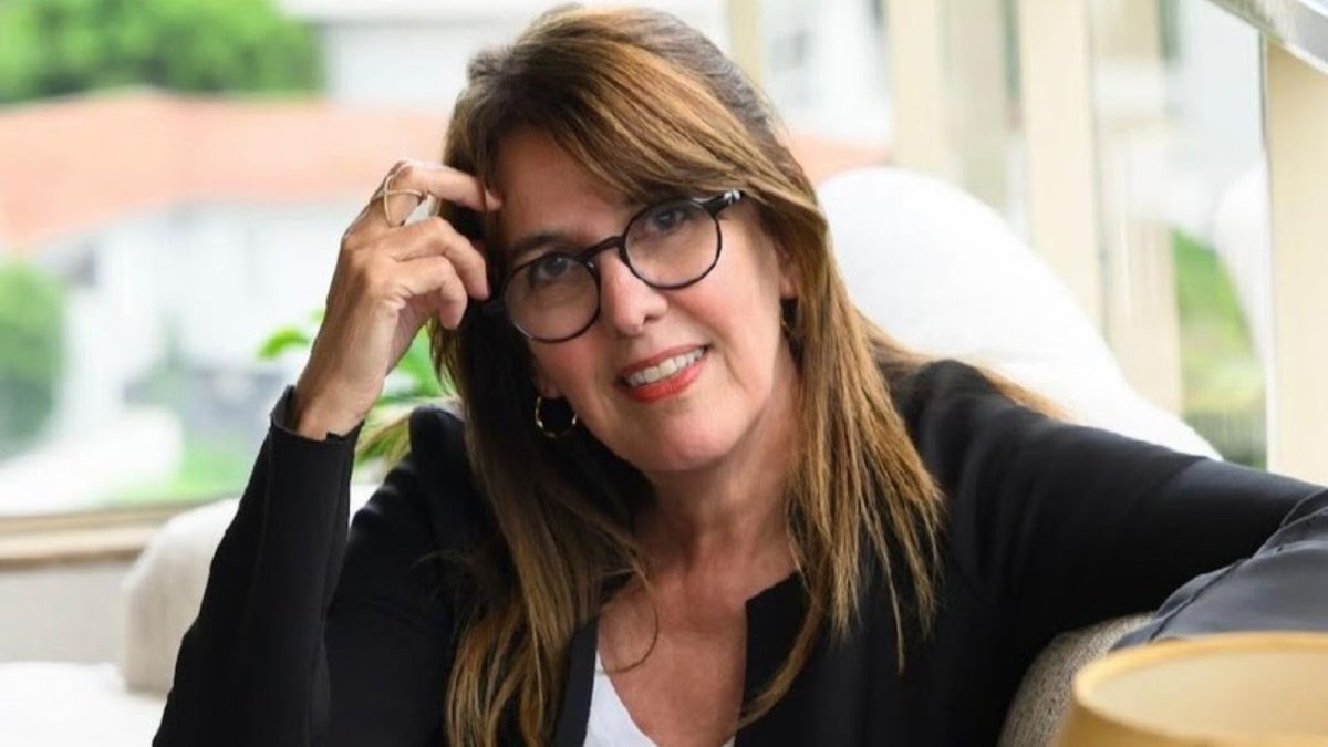 A escritora Martha Medeiros é uma das atrações da Casa da Feira do Livro de Porto Alegre na Flip - Divulgação/Casa da Feira do Livro de Porto Alegre