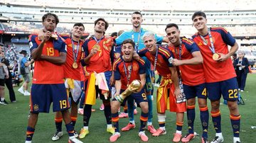Seleções da Espanha e Argentina se envolveram em confusão após o apito final - Reprodução/Fifa.com