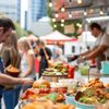 Nos dias 1º e 2 de agosto, a Praça Charles Miller, em frente ao Estádio do Pacaembu, vira palco para o Festival Comidas e Músicas do Mundo - Adobe Stock