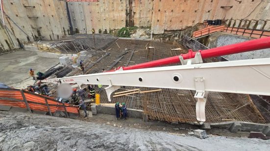 Ferragens e concreto desabam em obra e operário é morto - Reprodução / Polícia Militar