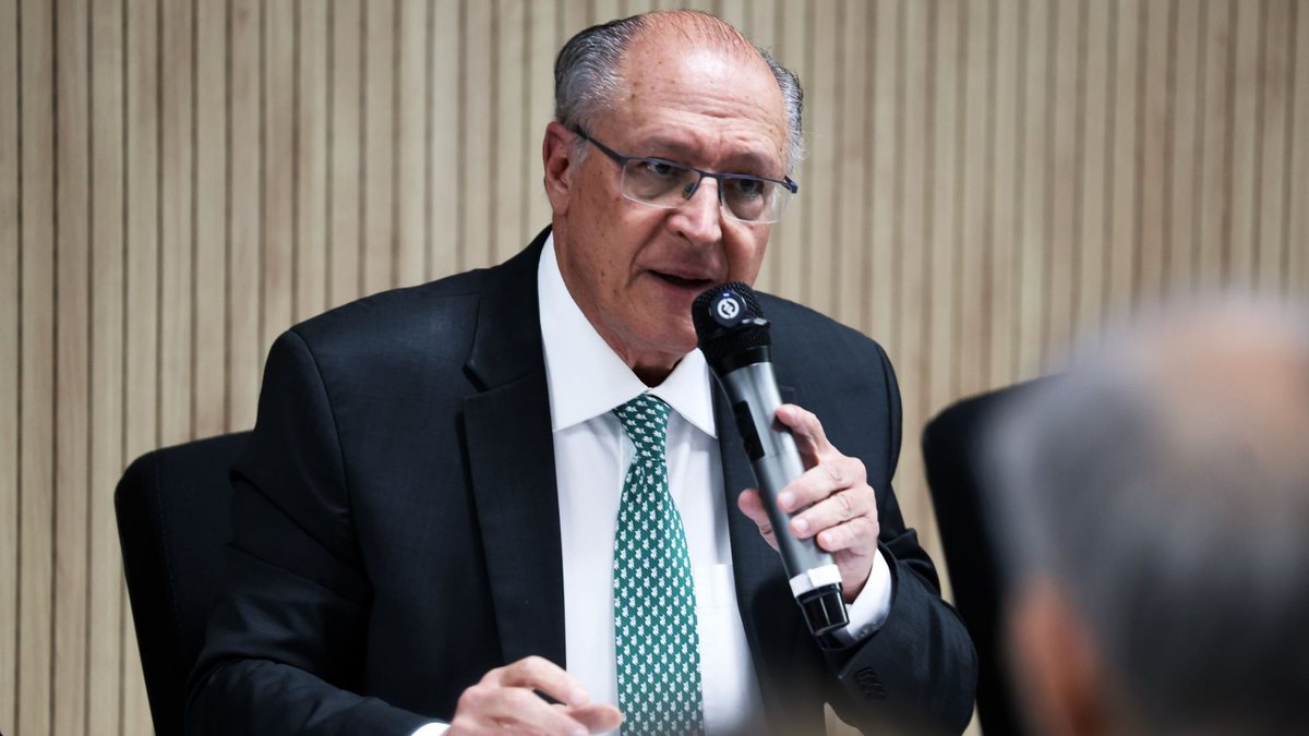 Alckmin diz que o governo vai continuar negociando para os EUA reduzirem tarifas aplicadas ao Brasil - Valter Campanato/Agência Brasil