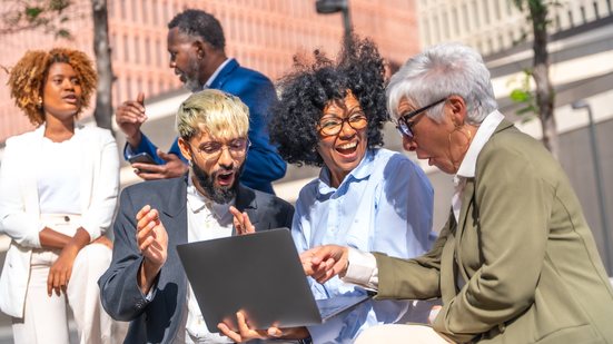 Potencial do público 60+ é minimizado principalmente pelo marketing - Envato