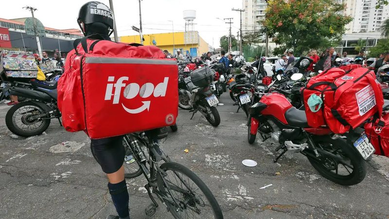 Entregadores de aplicativos não estavam conseguindo acessar os benefícios previdenciários - Paulo Pinto/Agência Brasil