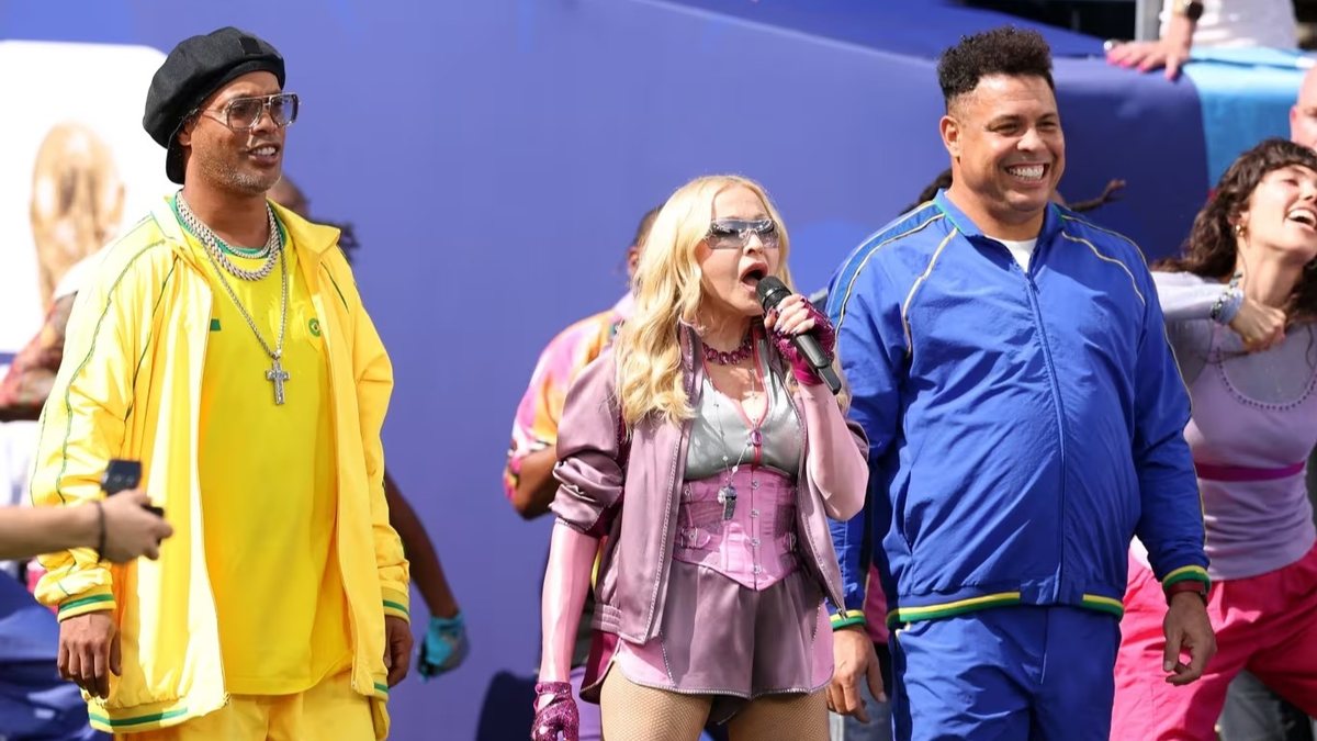 Ronaldinho Gaúcho, Madonna e Ronaldo Fenômeno foram atrações do show do intervalo da Copa 2026 - Divulgação/Fifa