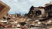 Equipes de resgate buscam vítimas sobre os escombros de um prédio destruído pelo terremoto na Venezuela - Médico Sem Fronteiras (MSF)