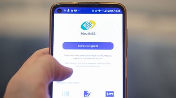 INSS muda regra e permite crédito consignado sem reconhecimento facial para quem não tem biometria - Adobe Stock