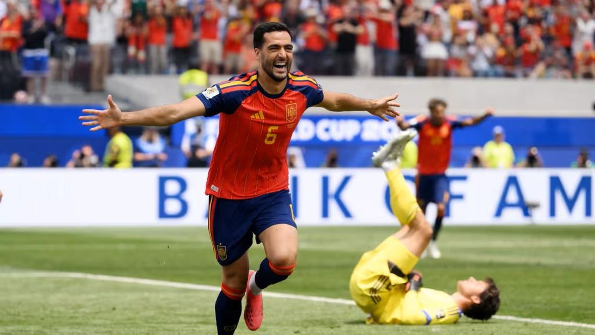 Merino entra, decide de novo e coloca Espanha na semifinal - Reprodução/Fifa.com