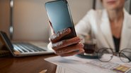 Sua agenda funciona como rede de contatos profissional também; dê um alô para ex-colegas e parceiros - Envato