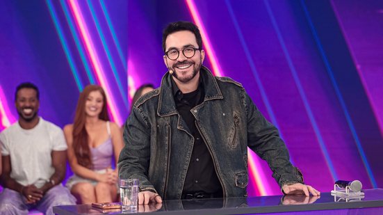 Padre Fábio de Melo doou prêmio de R$ 770 a uma senhora da plateia - @pgmsilviosantos via Instagram