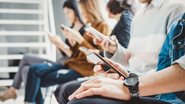 Vida online do brasileiro é voltada quase que integralmente para o entretenimento, as redes sociais lideram o tempo de tela - Adobe Stock