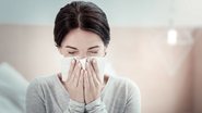 Ambientes fechados e menos ventilados aumentam à exposição à vírus e ácaros são algumas das principais causas de crises de rinite e sinusite - Adobe Stock