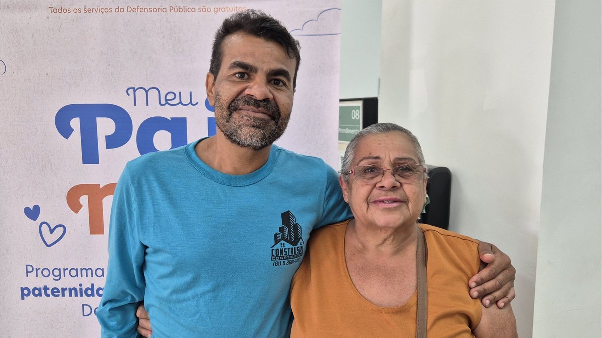 Roberto da Silva Alves Ramalho incluiu o nome da mãe em sua certidão de nascimento aos 46 anos - Defensoria Pública do Estado de Goiás