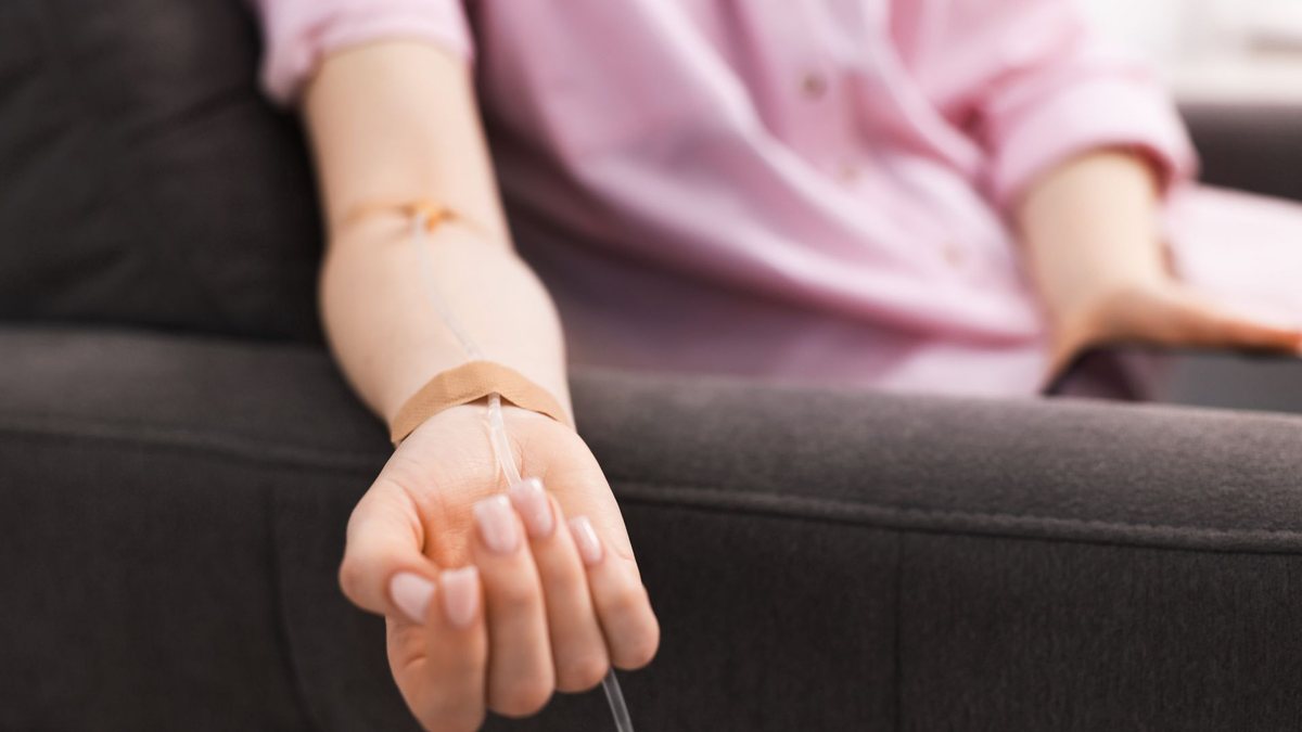Soroterapia só deve ser adotada no tratamento de casos diagnosticados por profissionais habilitados - Adobe Stock