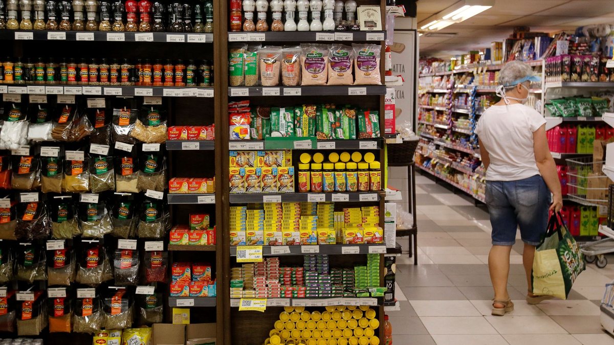 Consumidor está mais atento às promoções, afirma Abras - Tânia Rêgo/Agência Brasil